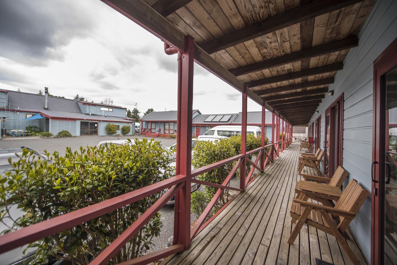 נשיונל פארק Adventure Lodge And Motels And Tongariro Crossing Track Transport מראה חיצוני תמונה