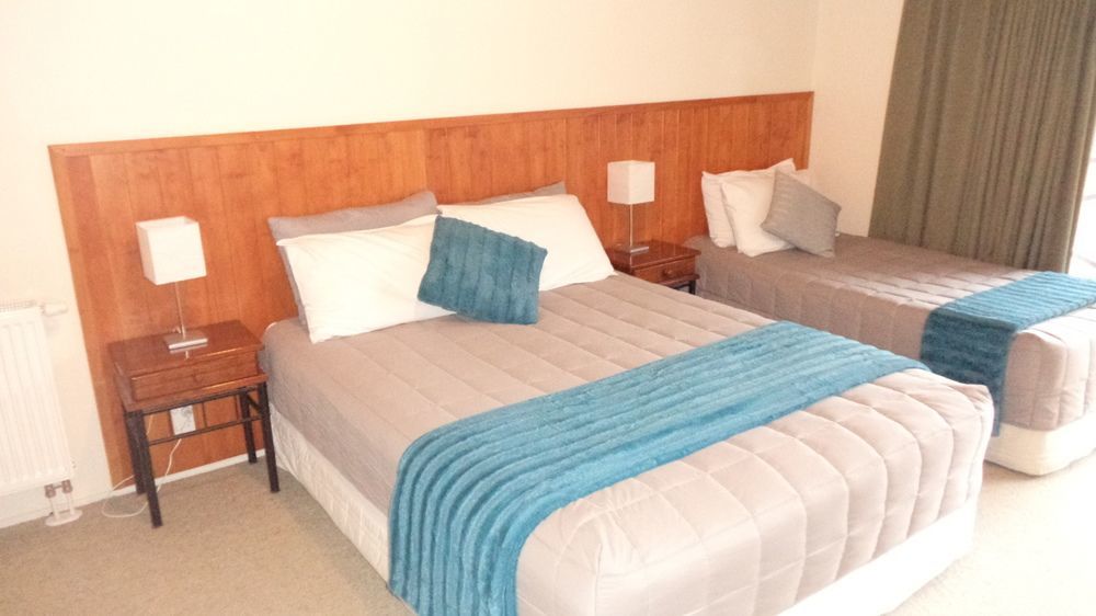 נשיונל פארק Adventure Lodge And Motels And Tongariro Crossing Track Transport מראה חיצוני תמונה